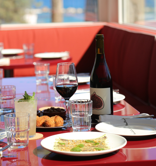 ¡Sorteamos una comida para 2 a pie de playa en Casa Costa!