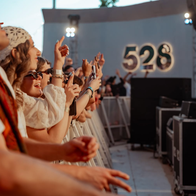 ¿Quieres vivir la experiencia más auténtica de Ibiza? Sorteamos 2 noches en Ibiza Rocks para 2 personas + 2 entradas para el espacio 528