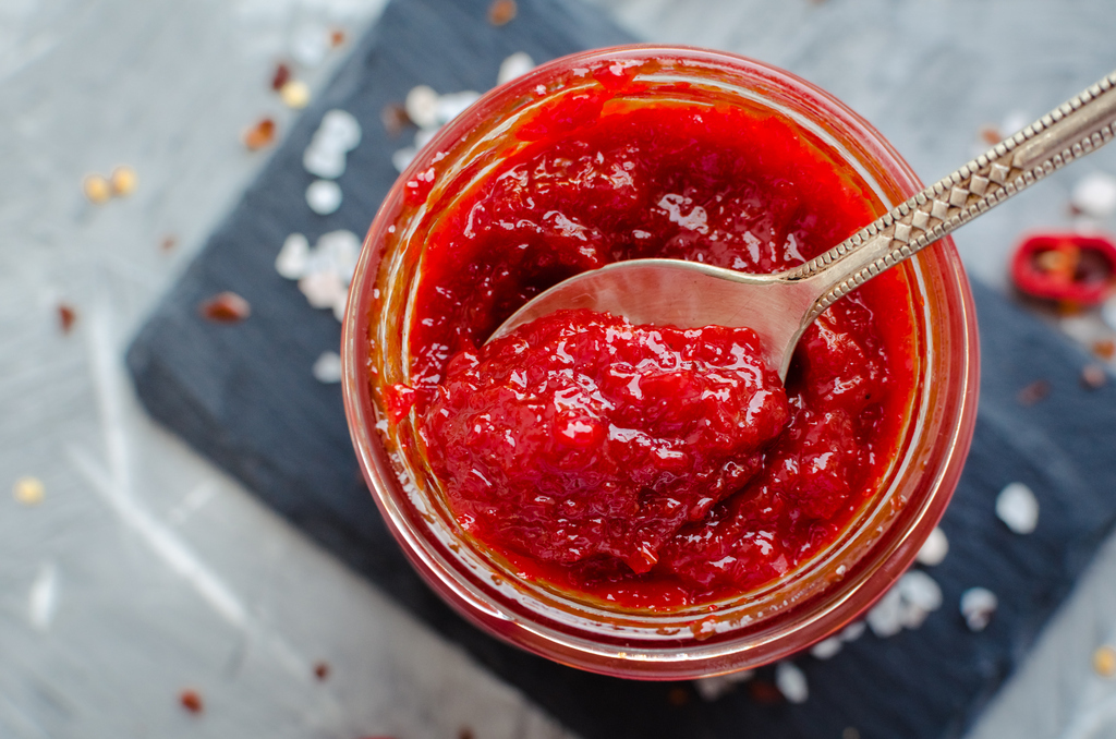 Recetas con pimientos del piquillo: mermelada de pimiento del piquillo con chiles frescos