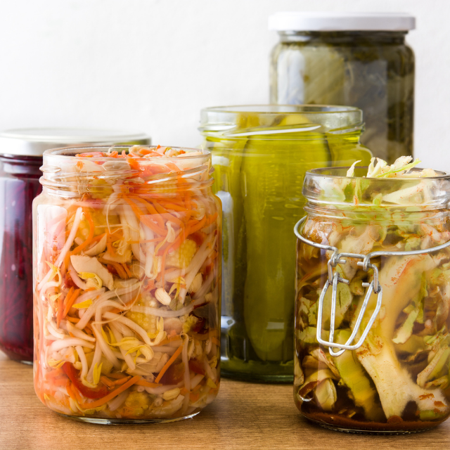 Cocina con fermentados: beneficios y recetas con kombucha, kimchi y miso