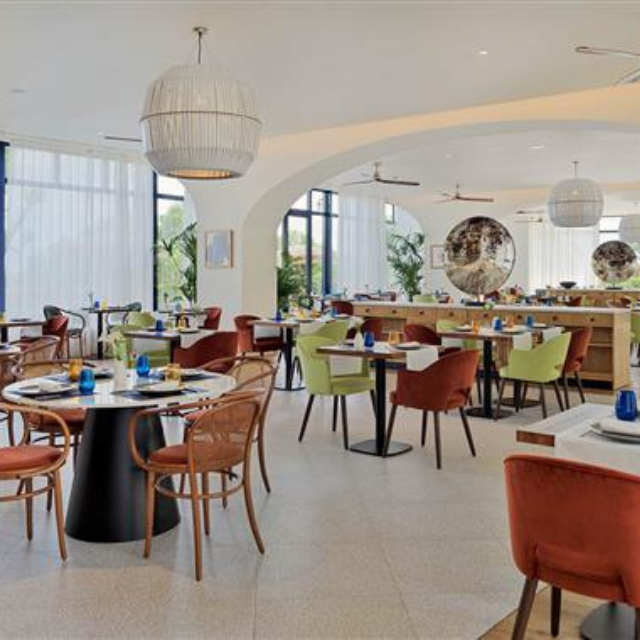 Hoteles-restaurante en la Costa Dorada