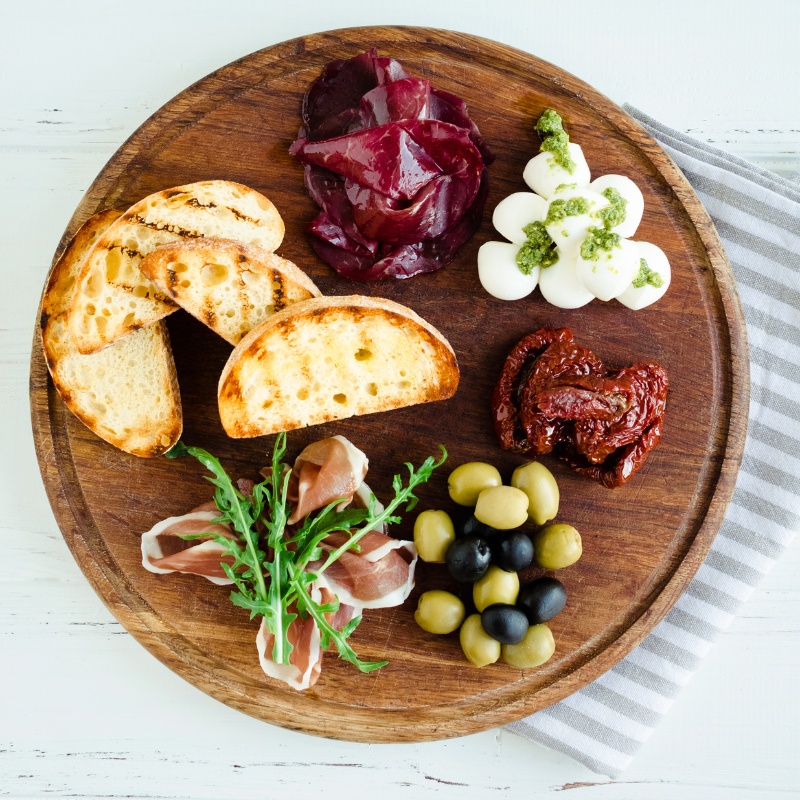 De snack plate a fenómeno: qué significa ‘girl dinner’