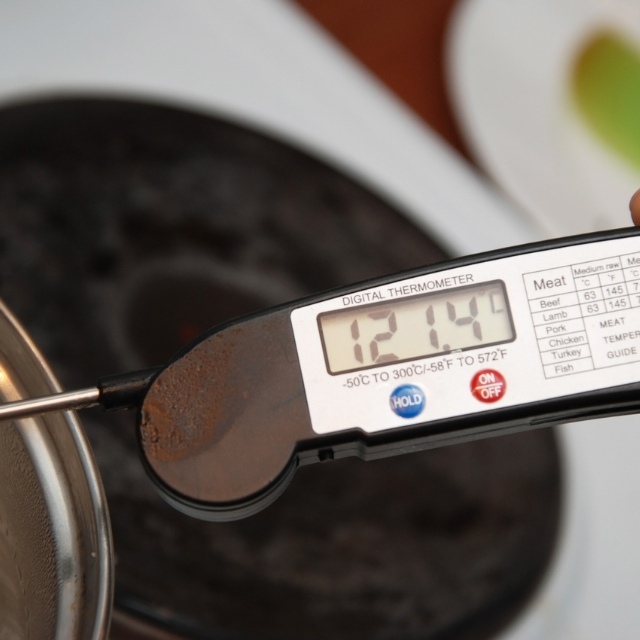 El arte del ahumado: técnicas modernas para carnes, pescados y vegetales