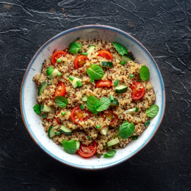 Comer bien “sin cocinar”: estrategias reales para el día a día