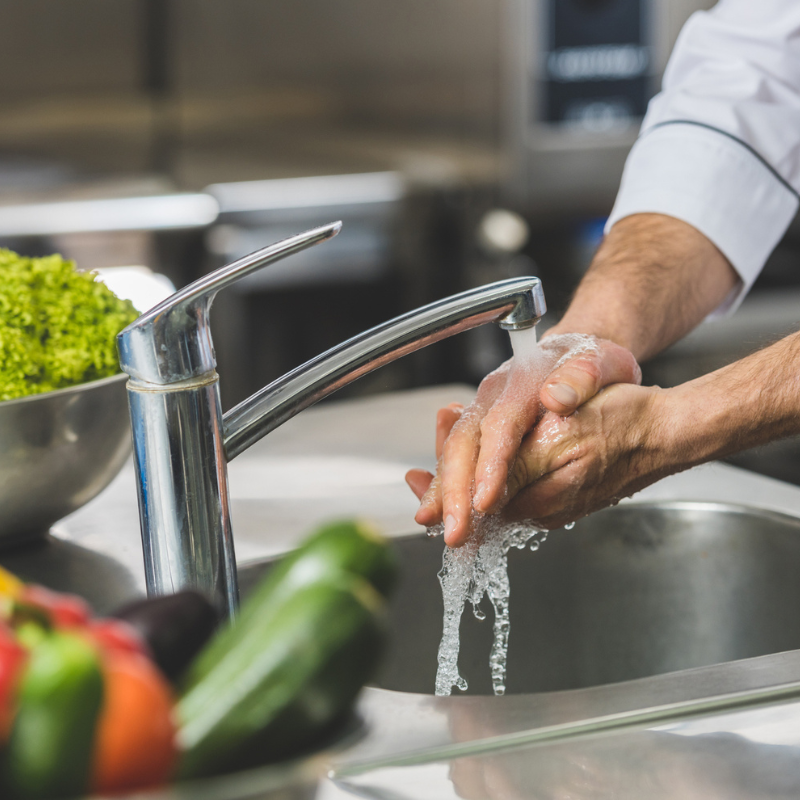 Cómo evitar intoxicaciones alimentarias en verano