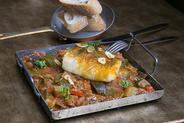 Bacalao a la llauna con ratatouille