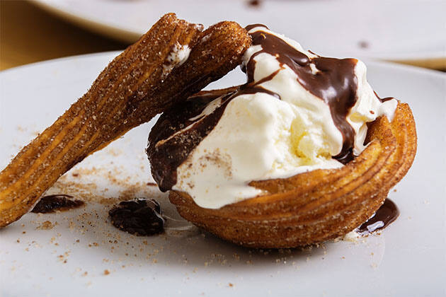 Churros con helado