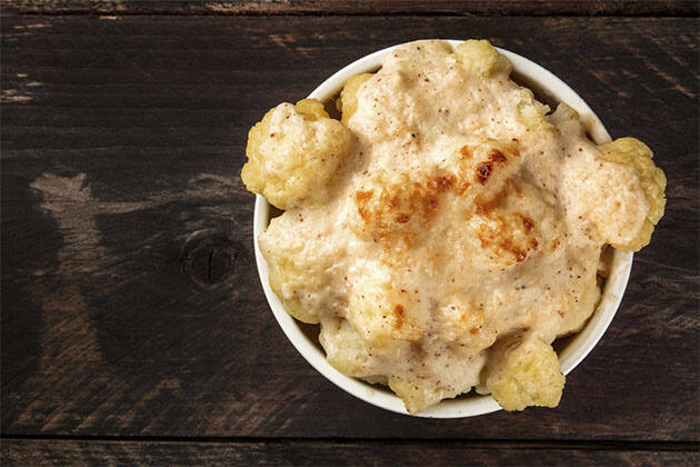 Coliflor con salsa de almendras