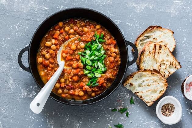 Garbanzos vegetarianos con olla de cocción lenta