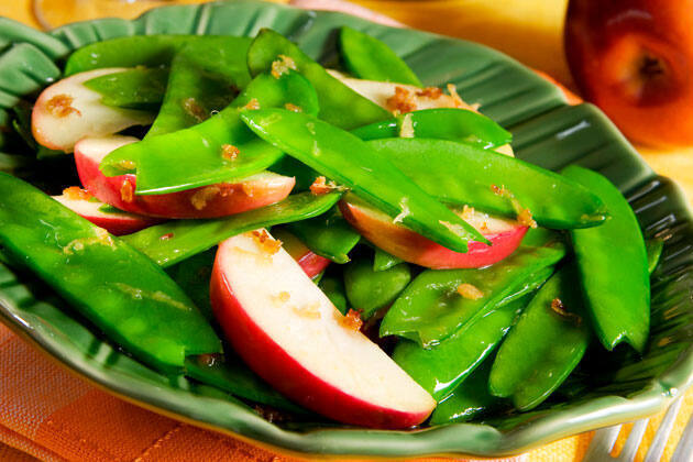 Ensalada de tirabeques con manzana