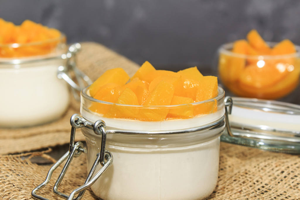 Panna cotta de coco y mango