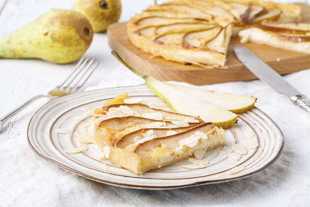 Pastís de formatge montasio i peres