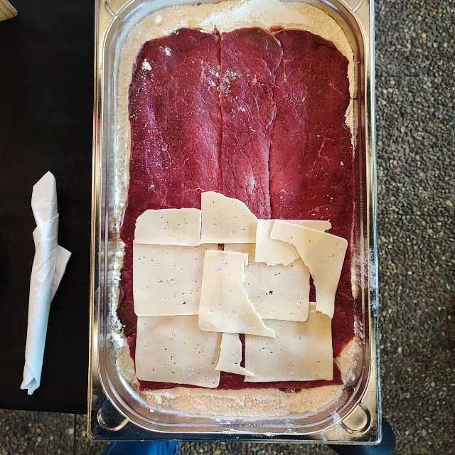 Receta de cachopo premium con cecina de vaca