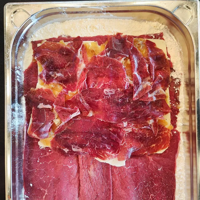 Receta de cachopo premium con cecina de vaca