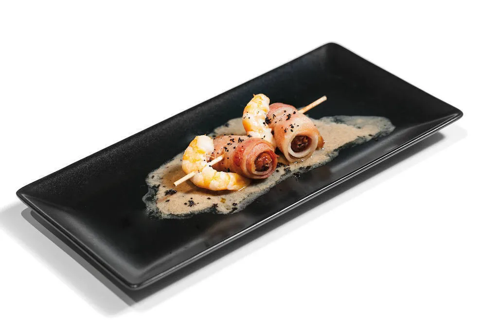 Lo viejo va de pintxos de Pamplona Lo viejo va de pintxos de Pamplona