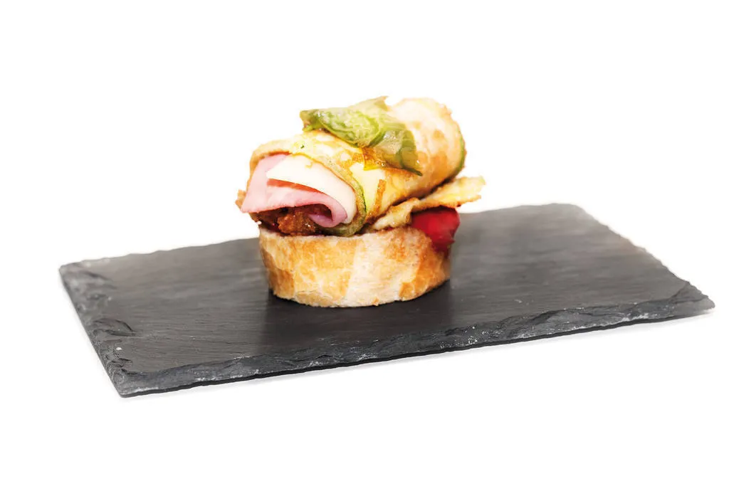 Lo viejo va de pintxos de Pamplona Lo viejo va de pintxos de Pamplona
