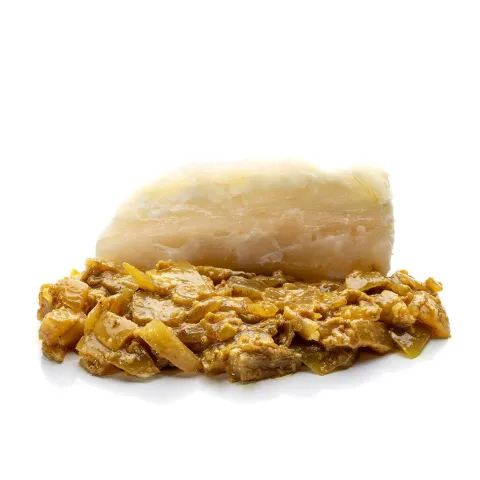 Yuca con cebolla caramelizada y lima