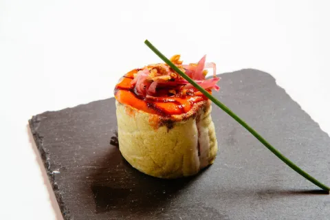 Pionono de trigueros y bacalao