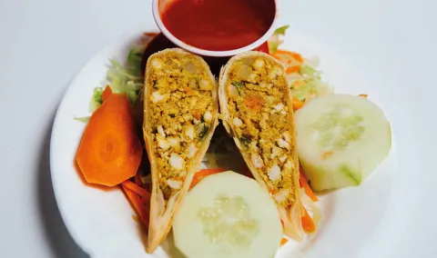 Chicken vegetable somosa