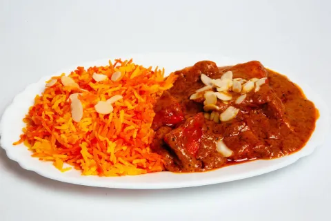 Chicken Tikka Masala con arroz polao