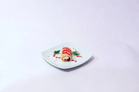 Crepe de Bacalao y Cebolla Caramelizada y Mermelada de Pimiento