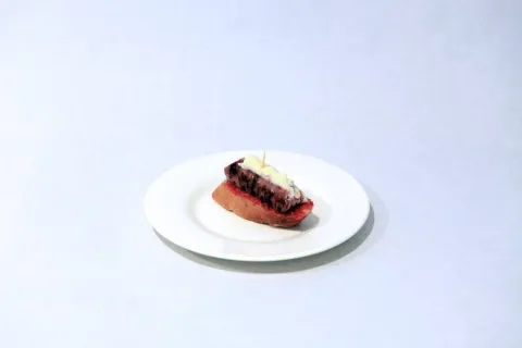 Botifarra amb Crema de Sobrassada i Allioli