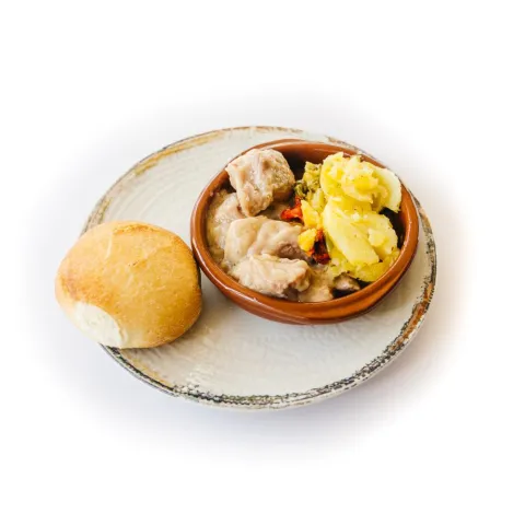 Cazuela de solomillo al ajillo