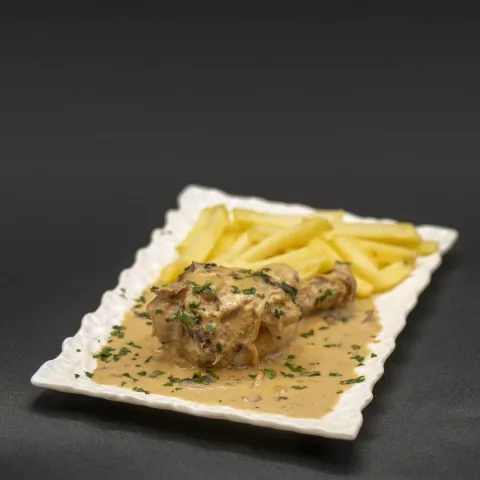 Muslitos de pollo con nata y champiñones 
