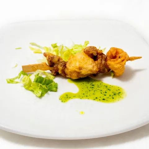 Brocheta de atún, bacalao y calamar