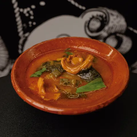 Guiso suave y cremoso de bacalao tradicional de la Semana Santa mallorquina