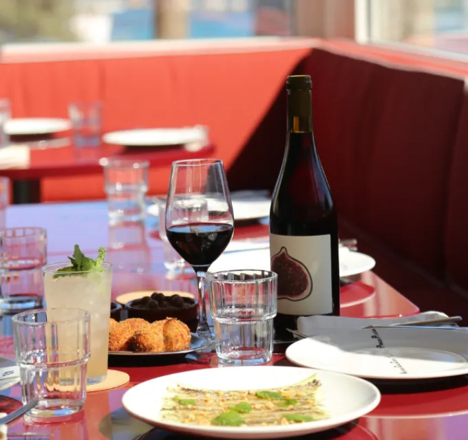 ¡Sorteamos una comida para 2 a pie de playa en Casa Costa!