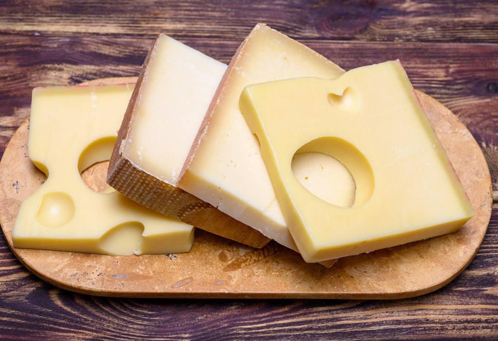 ¡Atención queseros! Estos 5 quesos suizos os harán salivar sin remedio