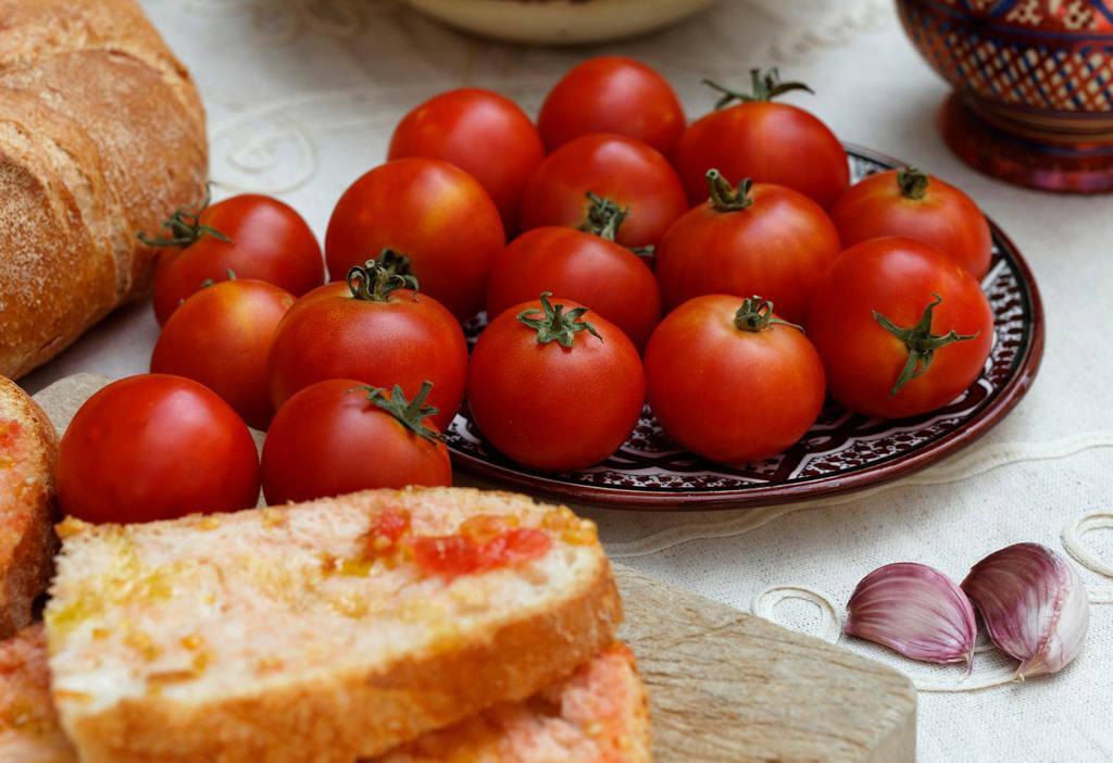Tomate de colgar: una variedad centenaria convertida en objeto gourmet