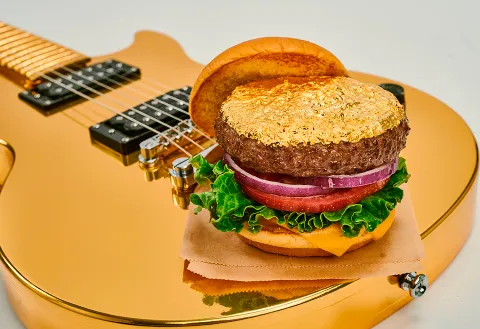 La fiesta 'Burgers & Beats' estrena el nuevo menú de Hard Rock Cafe La fiesta 'Burgers & Beats' estrena el nuevo menú de Hard Rock Cafe