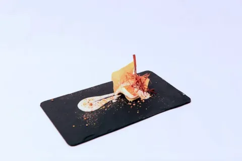 Cruixent de Won - Ton, Parmentier Trufat, Ou de Guatlla i Contrast de Porro