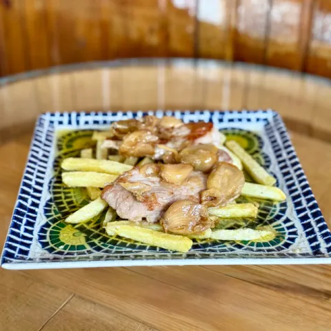 Solomillo ibérico con patatas naturales