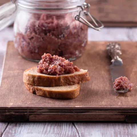 Tartar de fuet