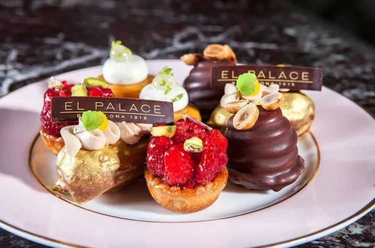 Hotel Palace: te de mitja tarda amb pianistes de renom