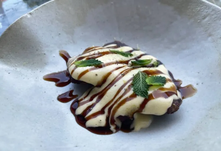 Cocotxes de porc amb Sabayon Chardonnay