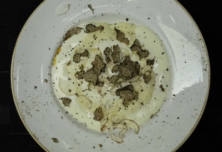 Estofado de setas con huevo