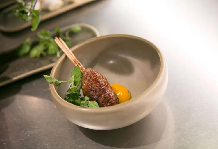 Tsukune d'ànec amb ou