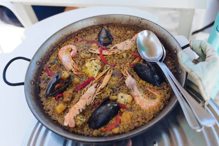 Paella mixta 