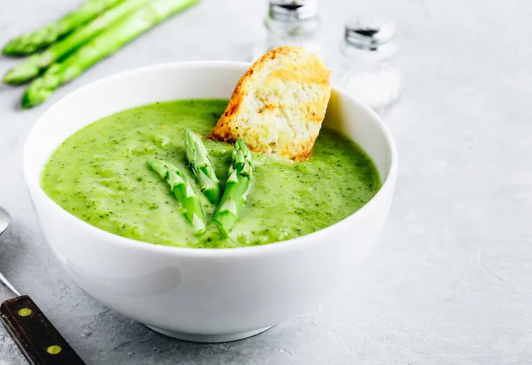 10 recetas de sopas y cremas de primavera