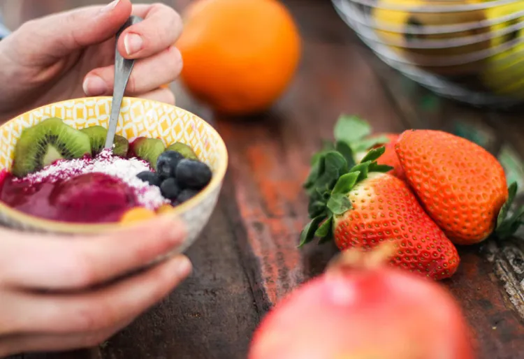 Fruita, la forma més sana de contrarestar l'empatx nadalenc