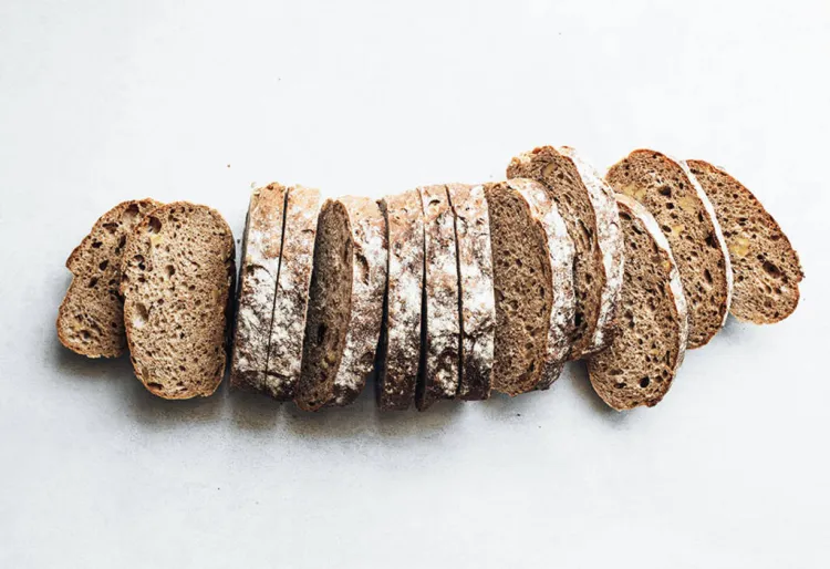 La volta al món en 12 pans