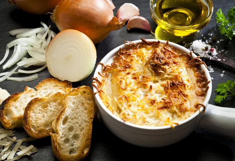 Sopa de ceba, bona contra el fred i la ressaca