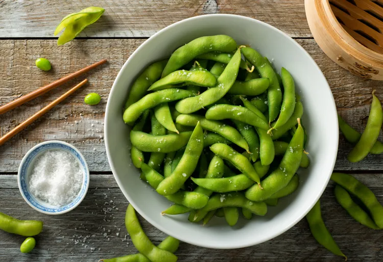 Edamame i wakame, els snacks japonesos que estan arrasant per les seves propietats saludables