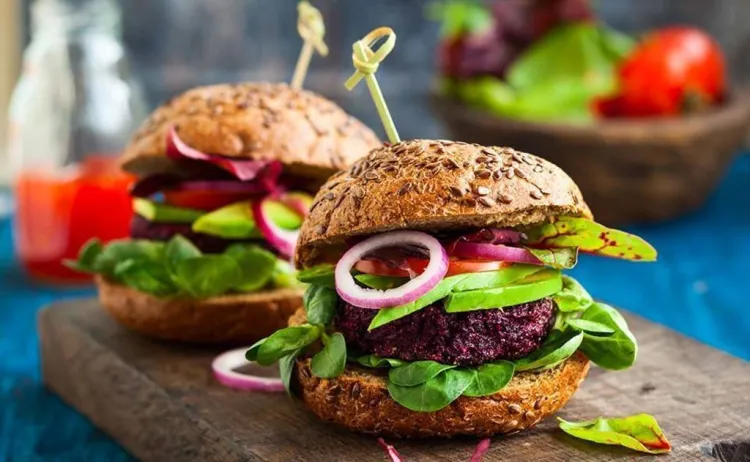 5 hamburgueses vegetals: de quinoa, cigrons, llenties, pèsols i tofu