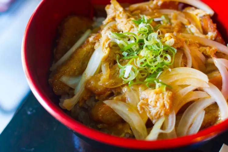 Katsudon, menjar japonès casolà