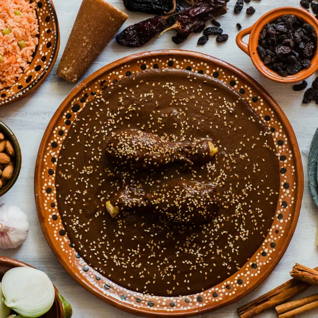 Moles mexicanos: historia, variedades y recetas tradicionales